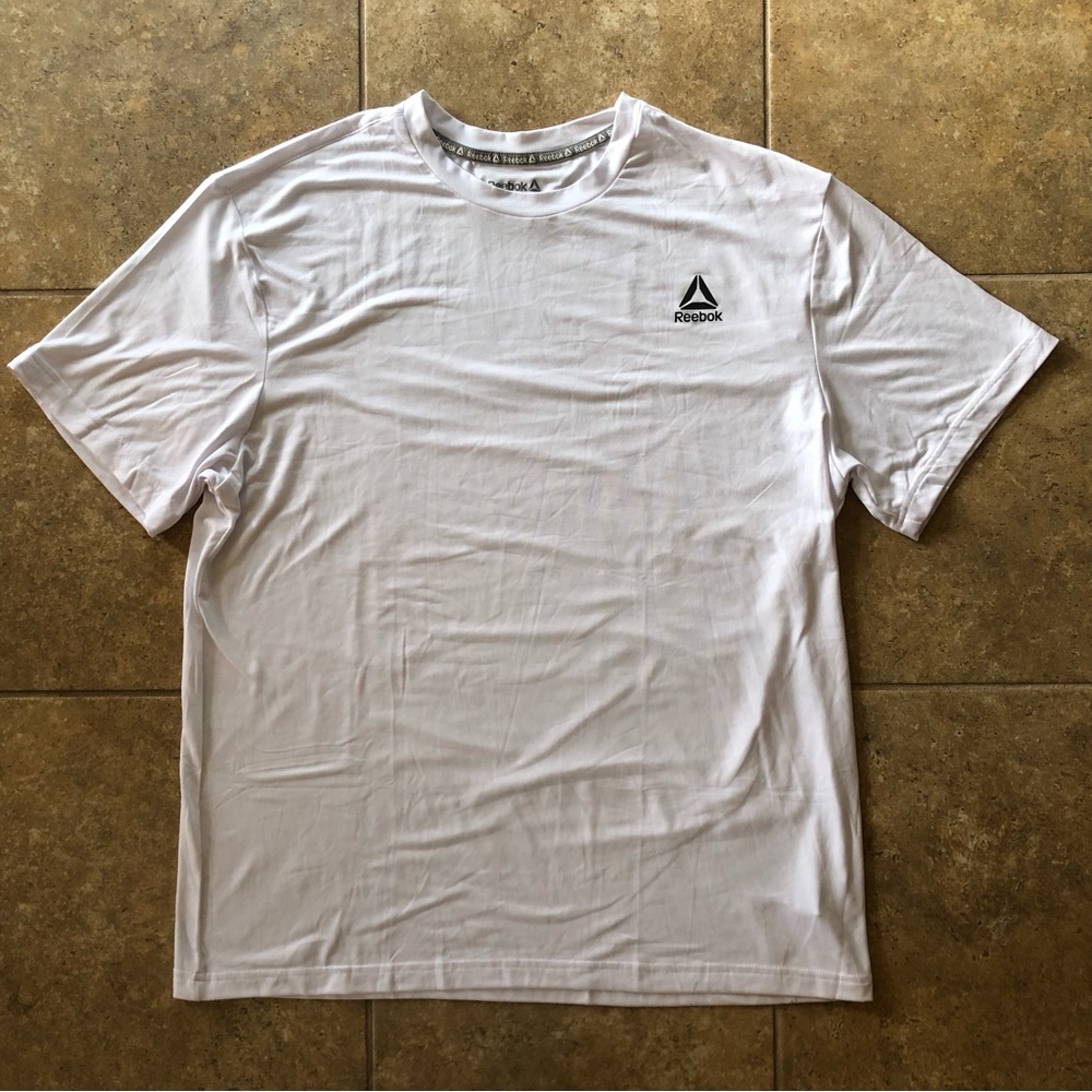 Reebok White Short Sleeve Tee Athletic Fit NWOT